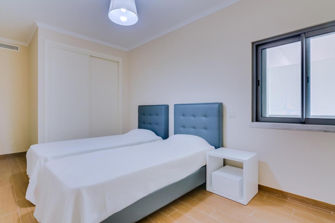 Brisa Do Mar 2br - Sea Front - Luxury Apartment *